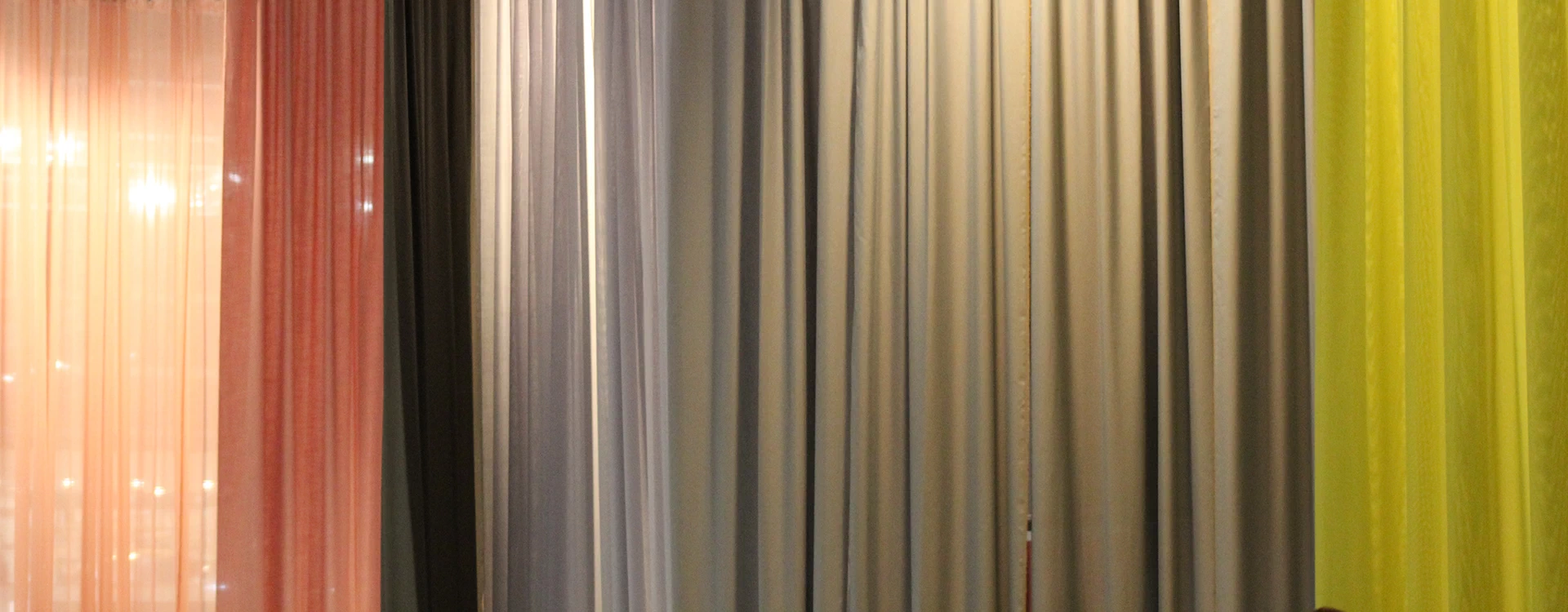 La scelta dei colori per le tende da interno - Tendart Torino